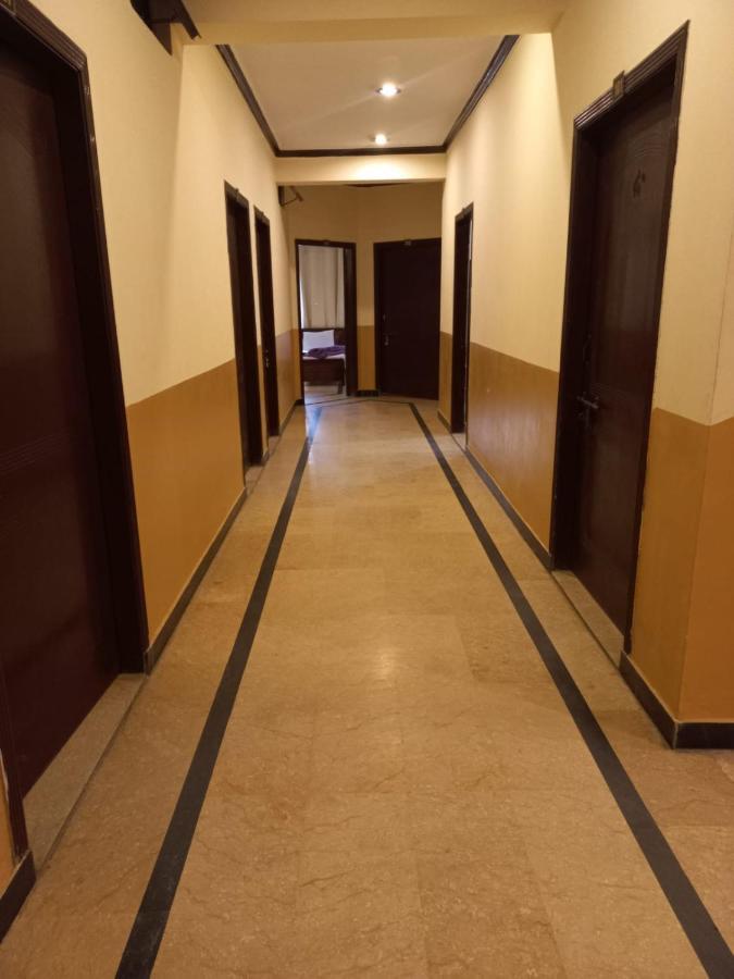Hotel Tulip Inn Rawalpindi Exteriör bild